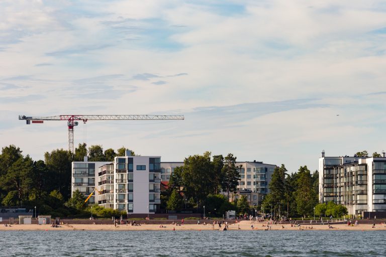 Vahva talous turvaa laadukkaat palvelut ja kestävän kasvun myös kriisin keskellä
